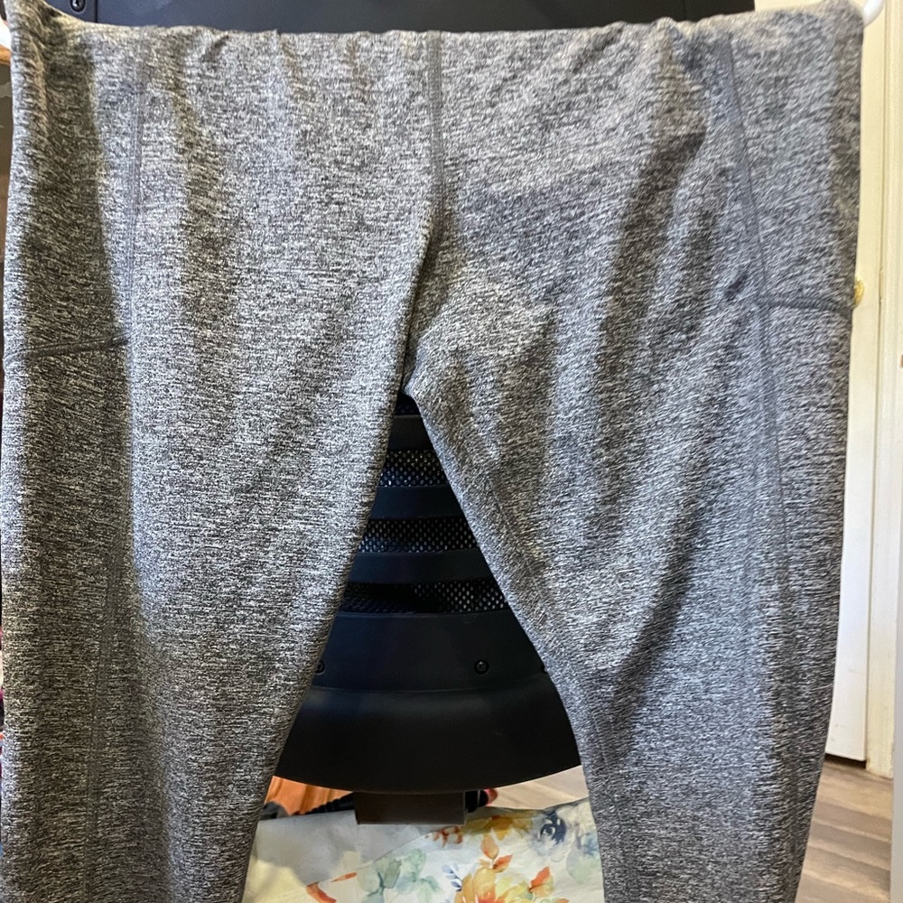 Medium Avia Workout Leggings